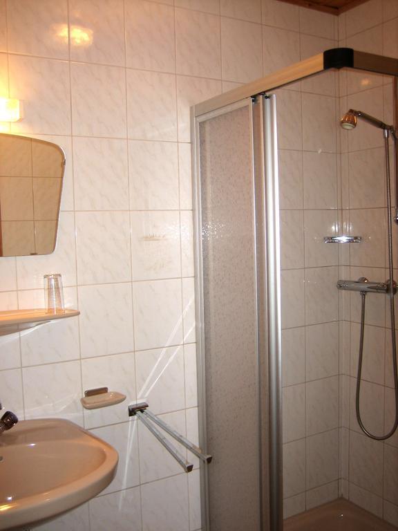 Apartments Poetscher Matrei in Osttirol Szoba fotó